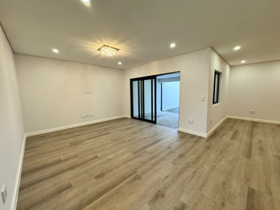 4 Bedroom Property for Sale in Sandown Western Cape